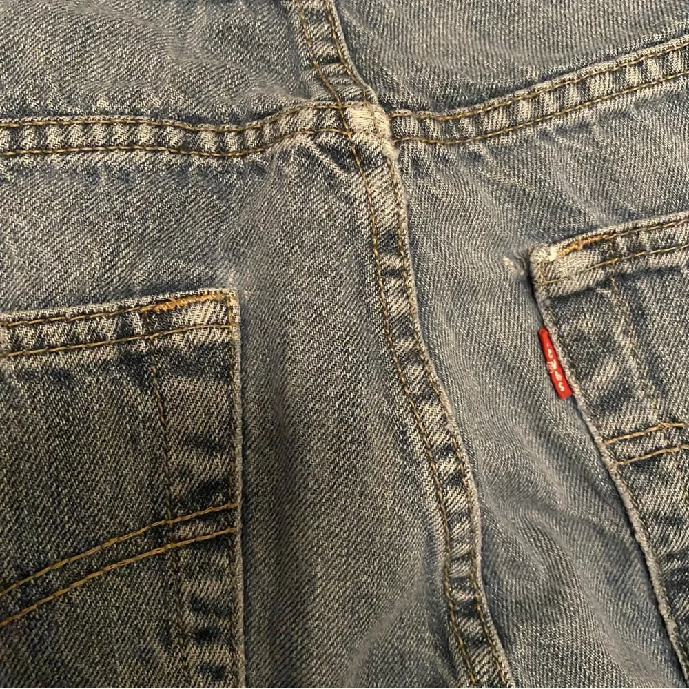 Levi’s 550 red tab blue jeans size 10 husky, 30 inch waist 25 inch inseam.